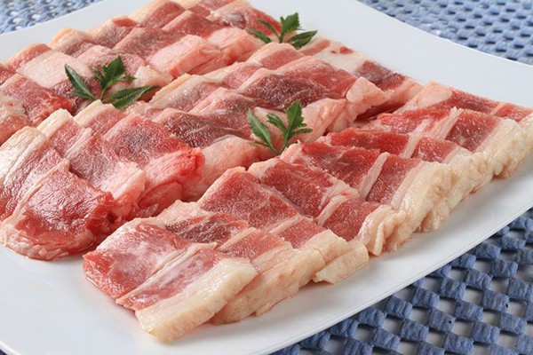 Đã có người nhập viện vì ăn thịt lợn để lâu trong tủ lạnh, chuyên gia cảnh báo thói quen ăn uống này vô cùng đáng sợ - Ảnh 1. Đã có người nhập viện vì ăn thịt lợn để lâu trong tủ lạnh, chuyên gia cảnh báo thói quen ăn uống này vô cùng đáng sợ - Ảnh 1.